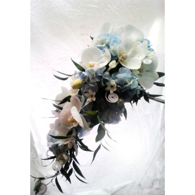 Svatební kytice převislá- tropické nebe