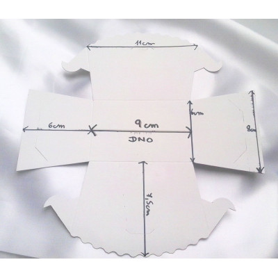 Košík na koláčky- přírodní