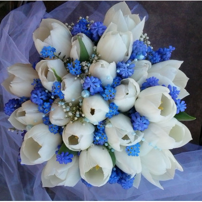 svatební kytice- jarní nebeská
