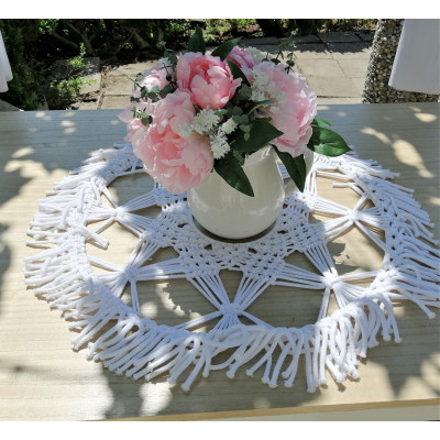 Půjčení -Macramé mandala- ubrus  na stůl