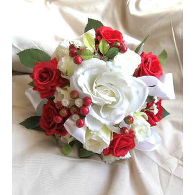 Svatební kytice- umělá červenobílá