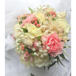 Svatební kytice růžová se sušenými květy