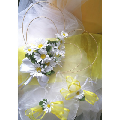 Srdce na auto s šerpou a mašlemi- kopretinové