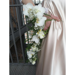 Svatební kytice přes ruku- náramek s převisem