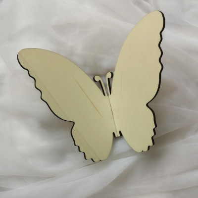 Motýlek k domalovaní - velký