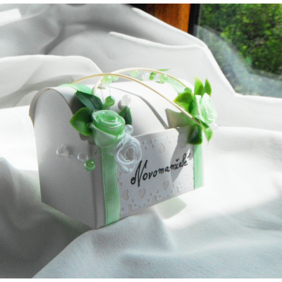 Krabička-truhlička na darování peněz