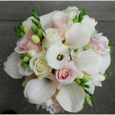 svatební kytice- sladce romantická