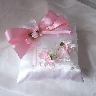 polštářek na prstýnky "růžoví motýlci"